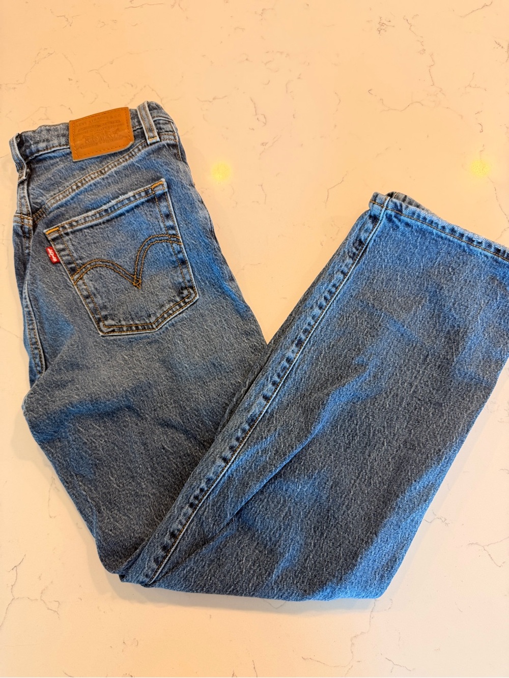 Levi's Men's Medium Blue Straight-Leg Jeans